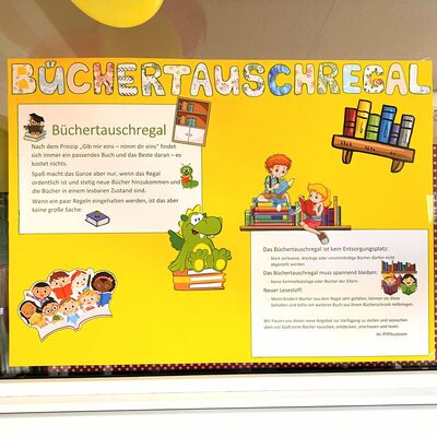 Das Bchertauschregal ldt Kinder und Erwachsene dazu ein, sich mit Bchern zu beschftigen und auf Abenteuerreisen zu gehen.