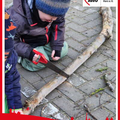 Ein Tannenbaum wird kleingesägt
