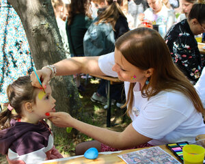 Kinderschminken mit Maria Matth&auml;s
