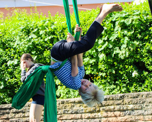 ZIRKUS-FIEBER IN DER MARKTGRUNDSCHULE QUEDLINBURG Mitmachzirkus Trommelwirbel verwandelt die Ferien in eine Abenteuerwoche_03
