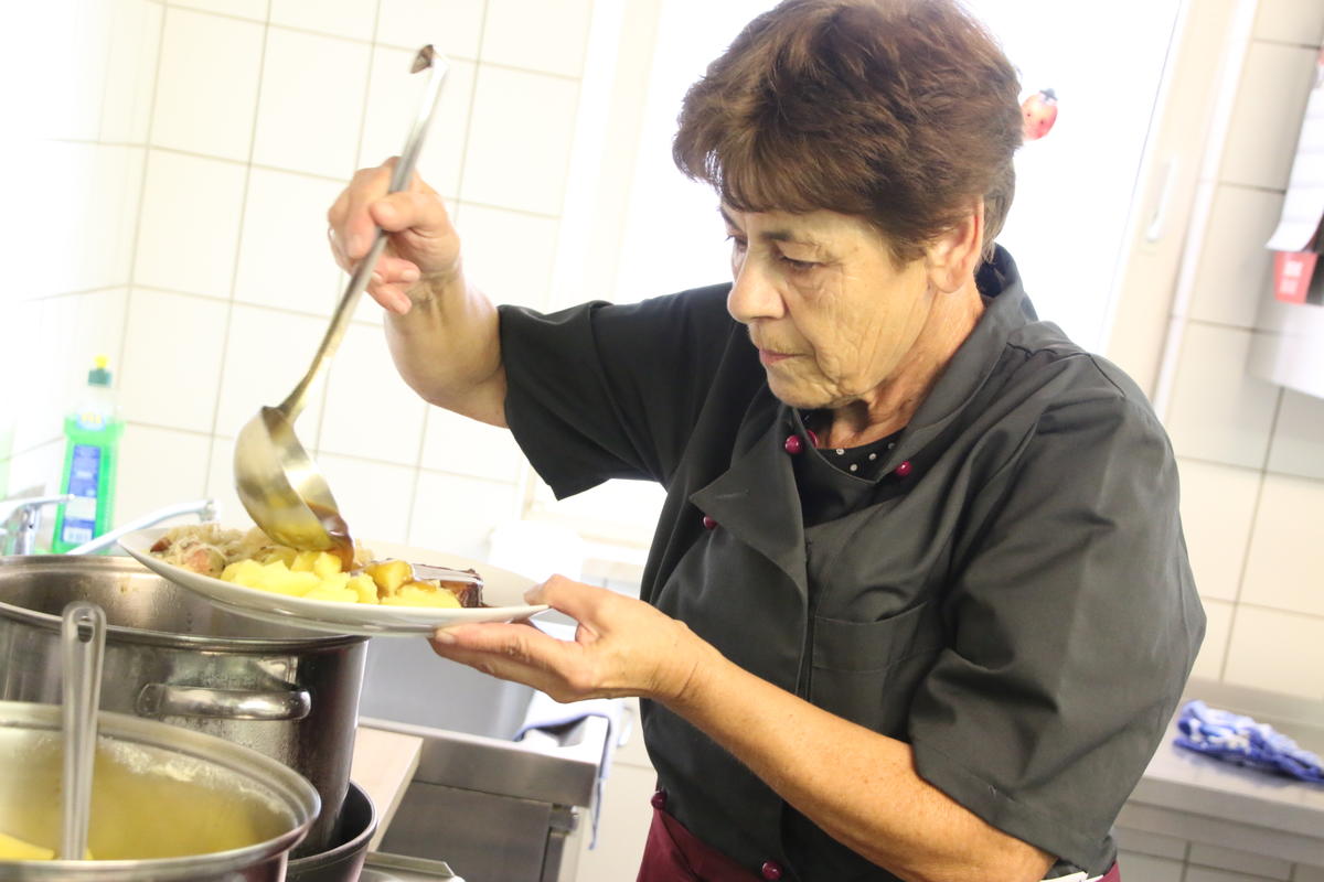 Restaurant Mit Herz Bietet Wieder Mahlzeiten An Www Awo Harz De