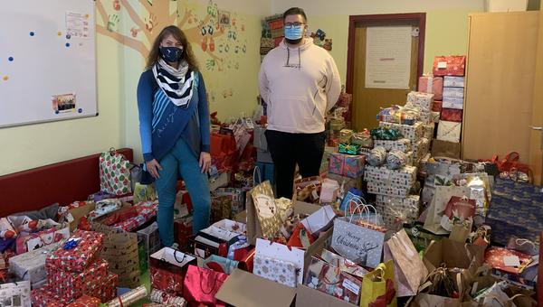 875 Geschenke f�r Tafeln