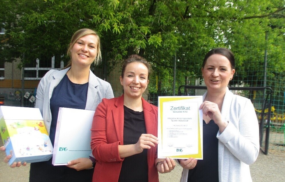 Annika Pingel, Nicole Hoppe (beide LVG) und Kristin Weiner (Erzieherin und Sprachfachkraft Kita Sputnik)